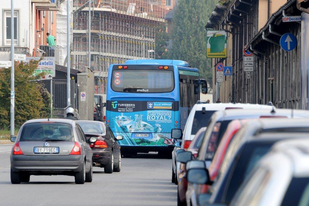 Pubblicità dinamica su autobus