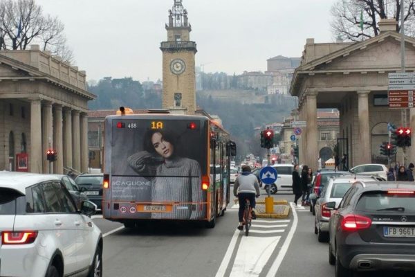 pubblicità autobus Bergamo ATB