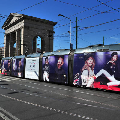 Pubblicità Tram ATM MIlano Sirietto Jumbo Tram Darsena